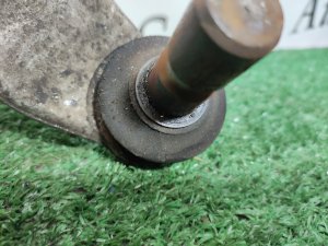 Рычаг передний правый NISSAN ELGRAND PNE52 2012