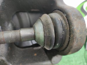 Ступица передняя правая JEEP GRAND CHEROKEE WK2 2011