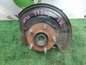 Ступица передняя правая NISSAN X-TRAIL