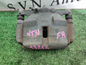 Суппорт передний правый NISSAN X-TRAIL DNT31 2010