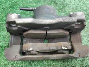 Суппорт передний левый NISSAN X-TRAIL DNT31 2010