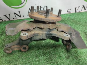 Ступица передняя левая TOYOTA ALPHARD MNH15 2004