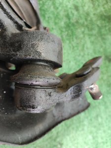 Ступица передняя левая TOYOTA ALPHARD MNH15 2004