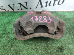 Суппорт передний правый TOYOTA ALPHARD MNH15 2004