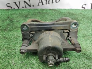 Суппорт передний правый SUBARU IMPREZA GG3 2003