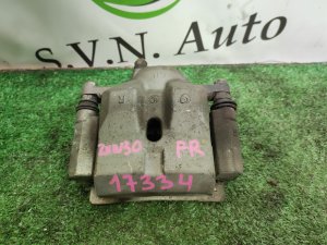 Суппорт передний правый TOYOTA PRIUS