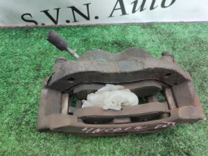 Суппорт передний правый LINCOLN NAVIGATOR UN173 2001