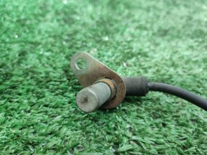 Датчик ABS передний правый MAZDA CX-7 ER3P 2010