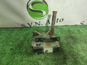 Крепление запасного колеса LINCOLN NAVIGATOR