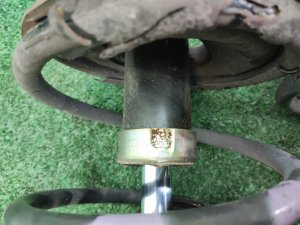 Стойка передняя (пара) NISSAN SERENA OEM 543024N086, 543034N086 PC24 2002