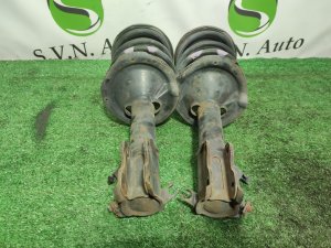 Стойка передняя (пара) NISSAN SERENA OEM 543024N086, 543034N086 PC24 2002
