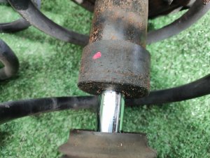 Стойка передняя (пара) NISSAN X-TRAIL OEM E4302JG71A, E4303JG71A DNT31 2010