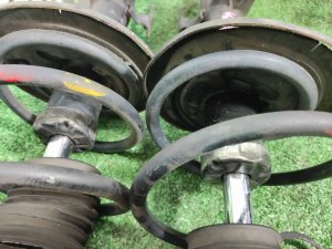 Стойка передняя (пара) TOYOTA PRIUS OEM 4851080488, 4852080228 ZVW30 2009