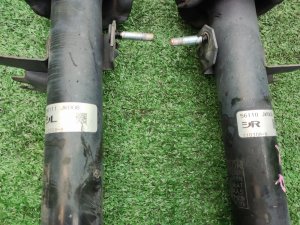 Стойка передняя (пара) 2WD NISSAN SKYLINE OEM E6A10JK00B, E6A11JK00B V36 2011