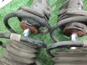 Стойка передняя (пара) BMW 3 SERIES OEM 31318036554, 31318036553 E90 2011