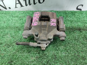 Суппорт задний правый 44020CY01A NISSAN SERENA