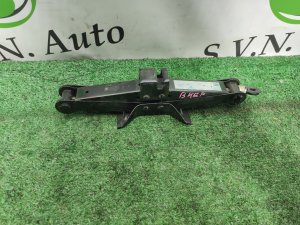 Домкрат MAZDA AXELA