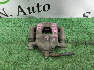 Суппорт задний левый 44011EM11A NISSAN SERENA