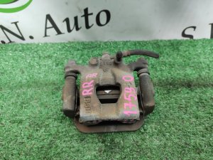 Суппорт задний правый 44001CY000 NISSAN SERENA