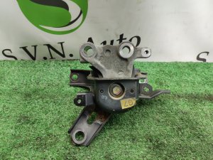 Подушка ДВС (правая) TOYOTA PRIUS OEM 1230537160 ZVW30 2010