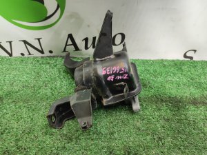 Подушка ДВС (правая) TOYOTA PRIUS OEM 1230537160 ZVW30 2010