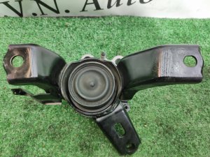 Подушка ДВС (правая) TOYOTA PRIUS OEM 1230537160 ZVW30 2010