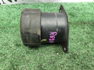 Подушка ДВС (правая) HONDA STEPWGN OEM 50820SLJJ00 RG2 2007
