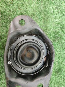 Подушка ДВС (правая) HONDA STEPWGN OEM 50820SLJJ00 RG2 2007