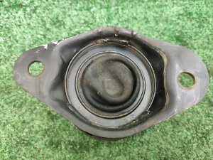 Подушка ДВС (правая) HONDA ELYSION OEM 50820SFEJ01 RR1 2006