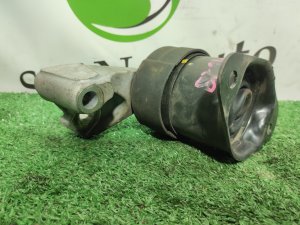 Подушка ДВС (правая) HONDA ODYSSEY OEM 50820SFEJ01 RB3 2009