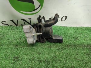 Подушка ДВС (правая) TOYOTA VOXY OEM 1230537050 ZRR70 2012