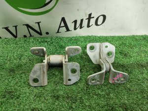 Петли двери передней левой JEEP GRAND CHEROKEE OEM 55113661AB, 55113665AB WK2 2011