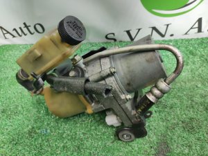 Насос гидроусилителя руля MAZDA PREMACY OEM BR5V32600E CREW 2008