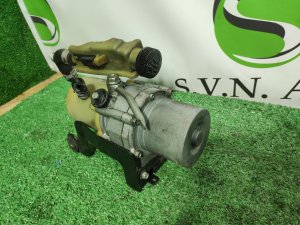 Насос гидроусилителя руля MAZDA AXELA OEM BBM532600 BLFFP 2010