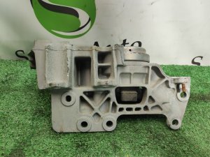 Подушка ДВС (левая) NISSAN X-TRAIL OEM 11220JG72A DNT31 2010