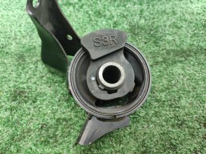 Подушка ДВС MITSUBISHI DIAMANTE F12A 1994