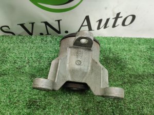 Подушка ДВС (правая) NISSAN ELGRAND OEM 11210JP00B PNE52 2012