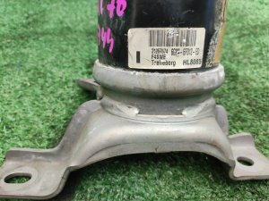 Подушка ДВС (правая) VOLVO XC70 OEM 31257674 УНИВЕСАЛ 2008