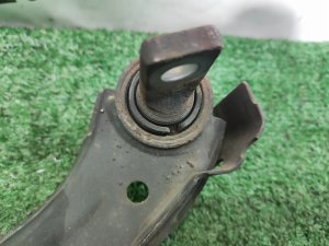 Рычаг задний правый HONDA CIVIC OEM 52390SNA950 FD3 2006