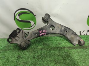 Рычаг передний правый VOLVO V40 OEM 31277621 MW 2014