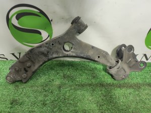 Рычаг передний правый VOLVO V40 OEM 31277621 MW 2014