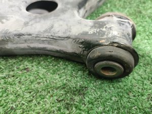 Рычаг передний правый VOLVO V40 OEM 31277621 MW 2014