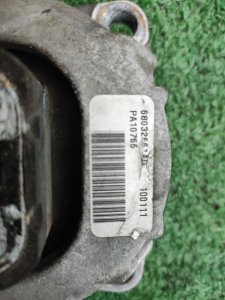 Подушка АКПП JEEP GRAND CHEROKEE OEM 68032661AE WK2 2011