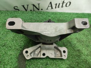 Подушка ДВС PEUGEOT TRAVELLER OEM 9800010180 BHY 2018