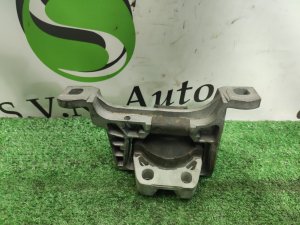 Подушка ДВС (правая) MAZDA PREMACY CWEFW 2010