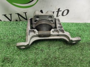 Подушка ДВС (правая) MAZDA PREMACY CWEFW 2010