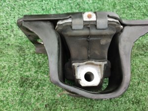 Подушка ДВС RENAULT KANGOO OEM 8200014931 KW0 2011