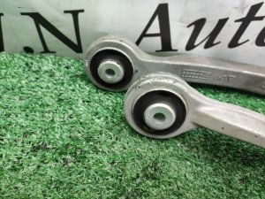 Рычаг передний левый верхний (пара) AUDI A8 4E 2006