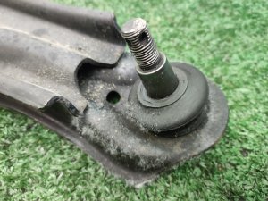 Рычаг передний правый HONDA STEPWGN OEM 51350S47013 RF2 1999