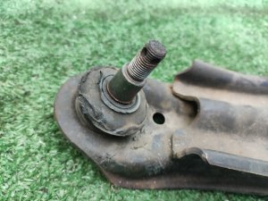 Рычаг передний правый HONDA STEPWGN OEM 51350S47013 RF1 1999